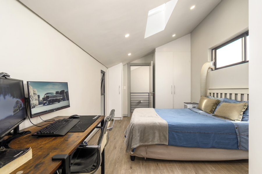 2 Bedroom Property for Sale in Rondebosch Western Cape